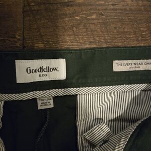Goodfellow & Co Green Chinos